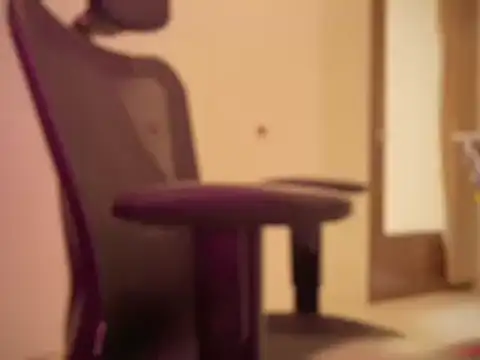 Pure-bottom online show from 11/11/25, 12:27