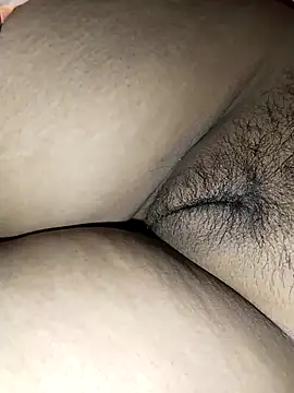 Snapshot of parna88 chatting on 11/10/25, 04:39 parna88 online show from 11/10/25, 04:39