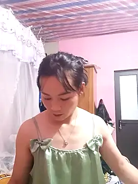 dorothyxx online show from 10/15/25, 10:26