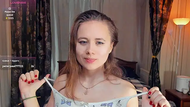 Snapshot of Crysta1Eva_ chatting on 10/22/25, 07:19 Crysta1Eva online show from 10/22/25, 07:19