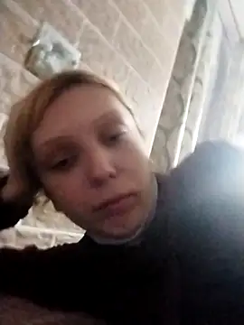 Ponka2011 online show from 10/31/25, 06:47