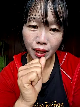 helenzz online show from 10/20/25, 01:50