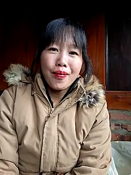 helenzz online show from 11/19/25, 01:16