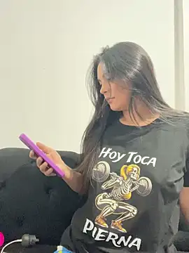 Selene Wings22 online show from 10/08/25, 12:19