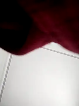 Snapshot of abigail-00 chatting on 10/18/25, 12:35 abigail-00 online show from 10/18/25, 12:35