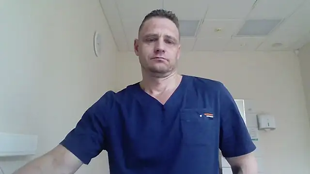 Freeze Fire online show from 10/18/25, 05:21