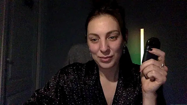 Myronell online show from 11/18/25, 04:55