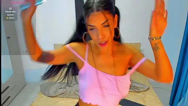 AylinHazellx online show from 11/26/25, 06:09