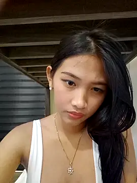 Bunny72772 online show from 10/29/25, 03:25