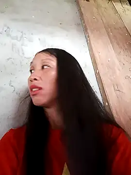 Snapshot of vtmbae chatting on 10/08/25, 01:58 vtmbae online show from 10/08/25, 01:58