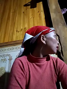 Snapshot of vtmbae chatting on 10/15/25, 10:48 vtmbae online show from 10/15/25, 10:48