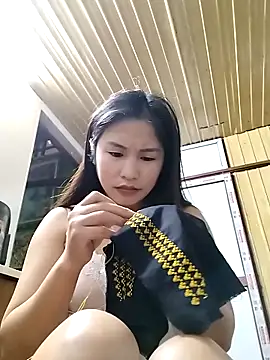 Mai4568 online show from 10/30/25, 09:44