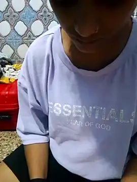 PAYAL HOTTY online show from 10/16/25, 09:54