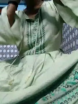 PAYAL HOTTY online show from 11/05/25, 11:27