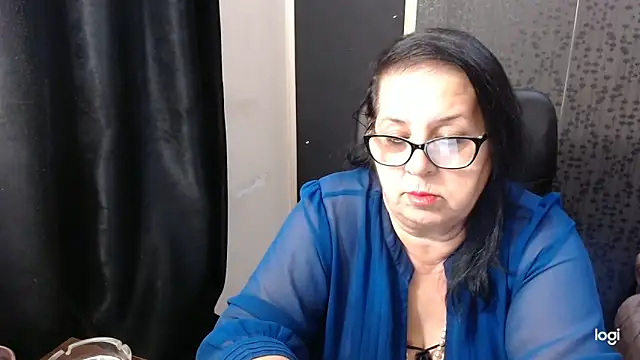 MissSanjanne online show from 10/28/25, 09:50