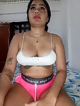 Sashalana online show from 10/07/25, 12:24