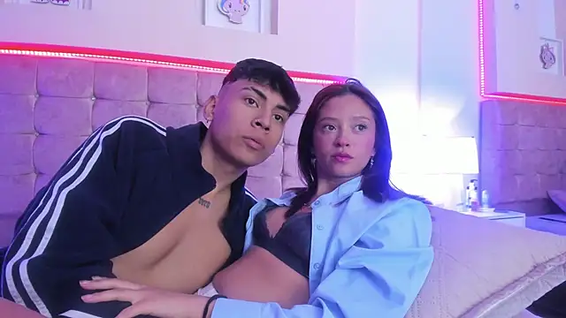 Willow Pearl online show from 10/09/25, 12:14