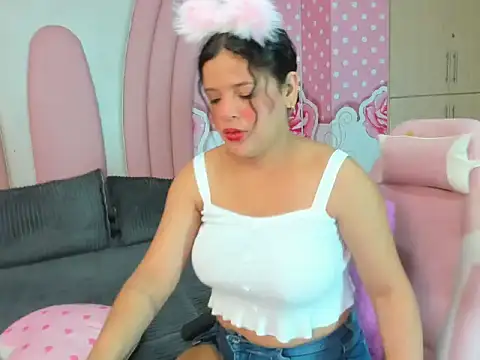 Snapshot of SofiaaBigBoobs chatting on 10/27/25, 12:09 SofiaaBigBoobs online show from 10/27/25, 12:09