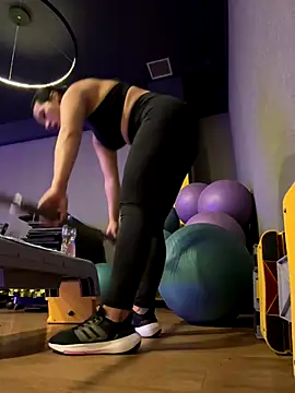 Anavalle online show from 09/27/25, 03:50