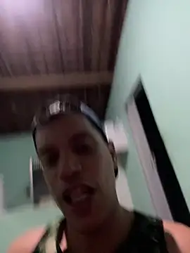 Snapshot of Nethinhoo chatting on 10/29/25, 12:13 Nethinhoo online show from 10/29/25, 12:13