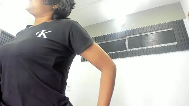 emperatris 23 online show from 10/04/25, 12:14