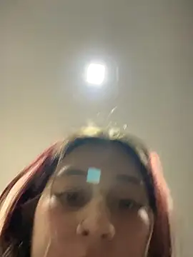 Snapshot of _Kinky69_ chatting on 10/18/25, 07:58 Kinky69 online show from 10/18/25, 07:58