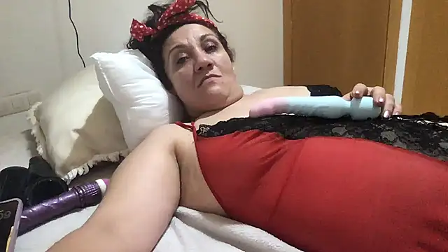 paula19800 online show from 10/18/25, 10:10