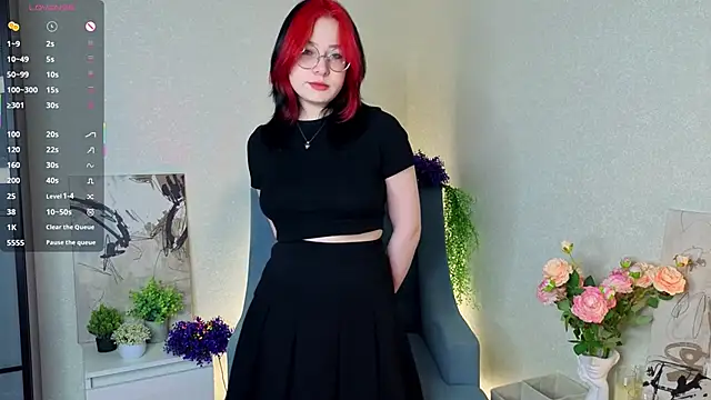 Snapshot of NyamNyamNyammm chatting on 10/21/25, 04:51 NyamNyamNyammm online show from 10/21/25, 04:51