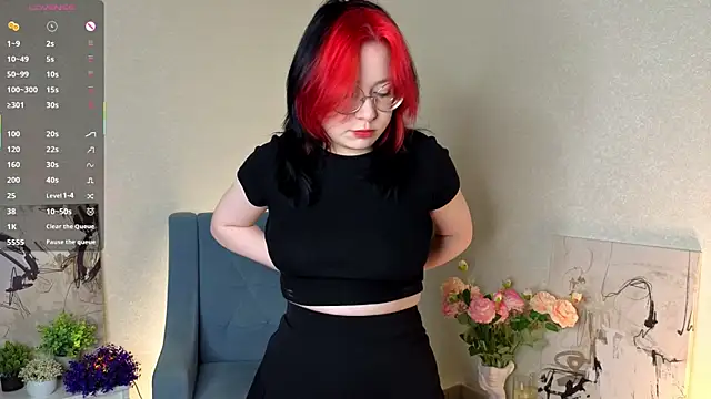 Snapshot of NyamNyamNyammm chatting on 10/22/25, 02:28 NyamNyamNyammm online show from 10/22/25, 02:28