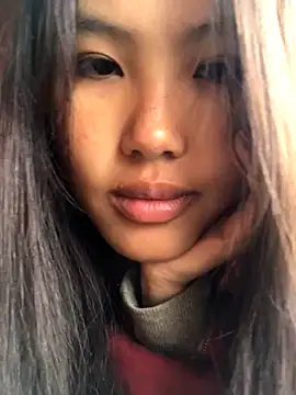 Snapshot of Mai_lovely chatting on 11/13/25, 02:21 Mai lovely online show from 11/13/25, 02:21