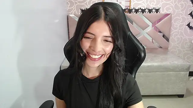 cynthia ch online show from 10/23/25, 03:39