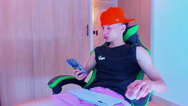 Skinny batman online show from 10/08/25, 11:35