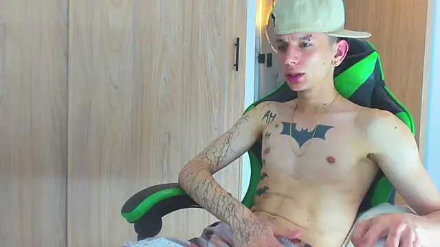 Skinny batman online show from 10/15/25, 07:19