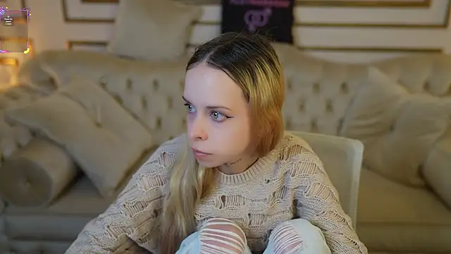 Luchi Sun online show from 10/23/25, 10:14