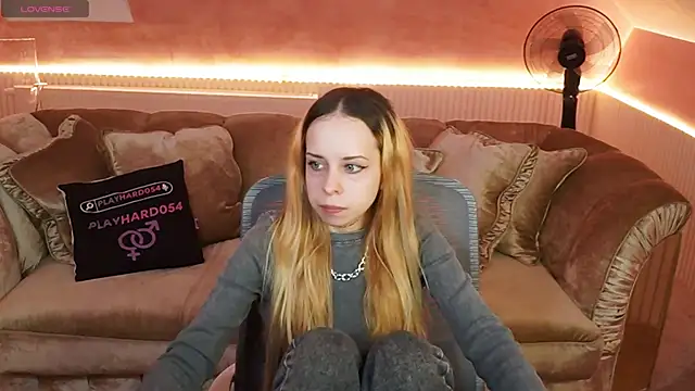 Luchi Sun online show from 11/10/25, 11:09