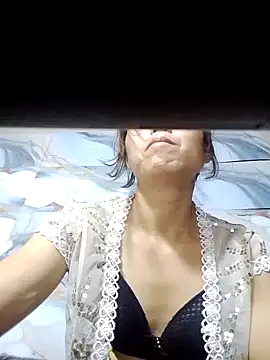 Snapshot of Jane_volv chatting on 11/05/25, 01:44 Jane volv online show from 11/05/25, 01:44