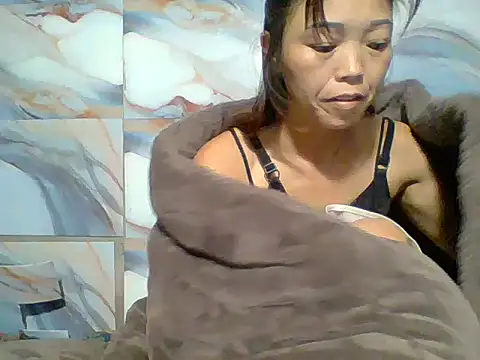 Snapshot of Jane_volv chatting on 11/13/25, 12:09 Jane volv online show from 11/13/25, 12:09