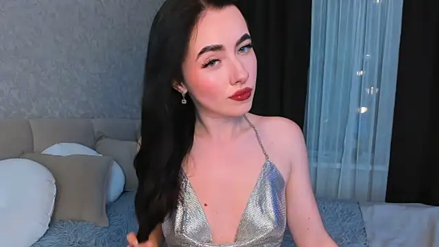 Milla Moore online show from 10/07/25, 03:31