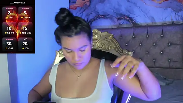 Tamara Johnss  online show from 10/22/25, 03:07