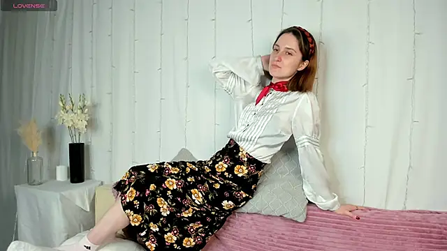 Rimma Kallas online show from 10/23/25, 01:21