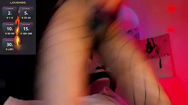 Nicolle Ferran online show from 11/03/25, 01:12