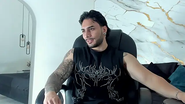 Miike Stone1 online show from 10/29/25, 01:02