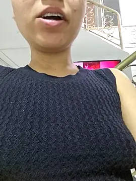 AriaBelles online show from 10/12/25, 12:04