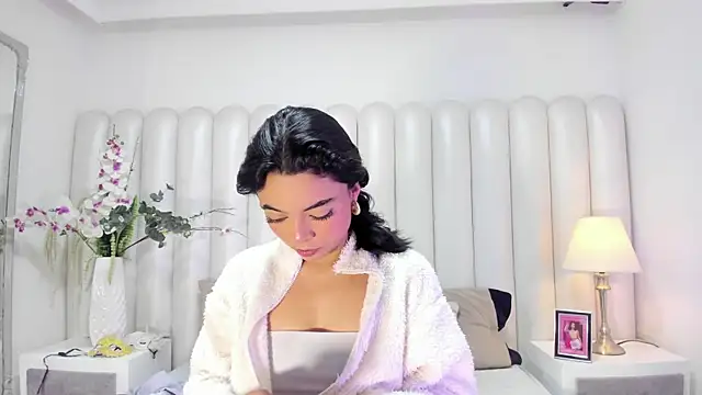 AriaBelles online show from 11/09/25, 10:02