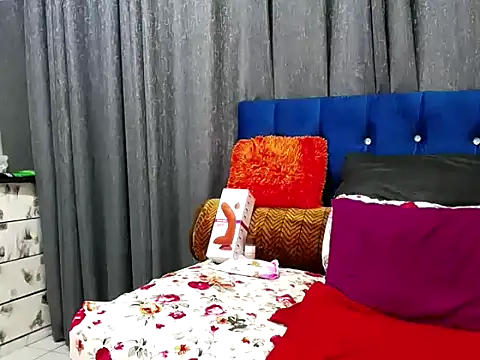 BustyBMWx online show from 10/13/25, 10:37