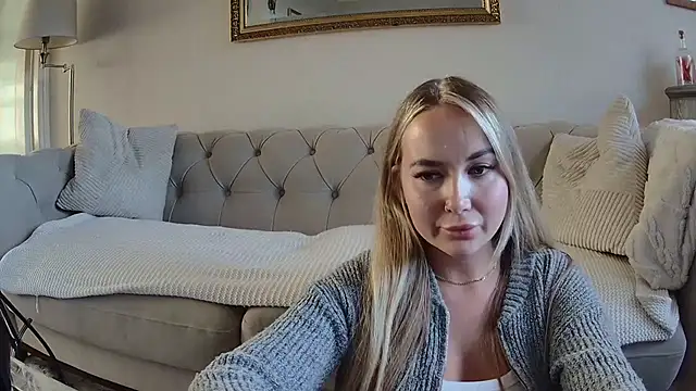 BarbieDolly x online show from 10/06/25, 04:37