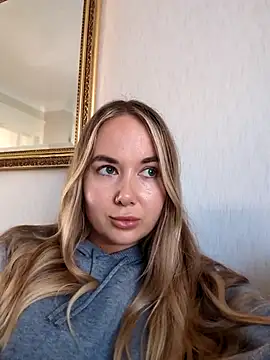 BarbieDolly x online show from 10/09/25, 03:54