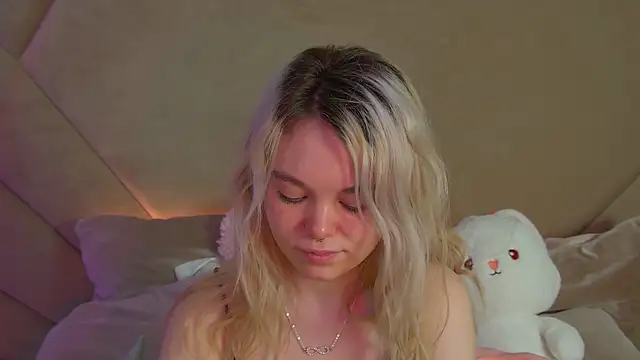 AnnaDelon online show from 11/13/25, 04:11