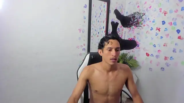 Kingnumb  online show from 10/04/25, 05:22