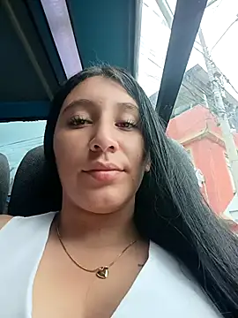 Snapshot of __Antonella chatting on 10/02/25, 02:35 Antonella online show from 10/02/25, 02:35